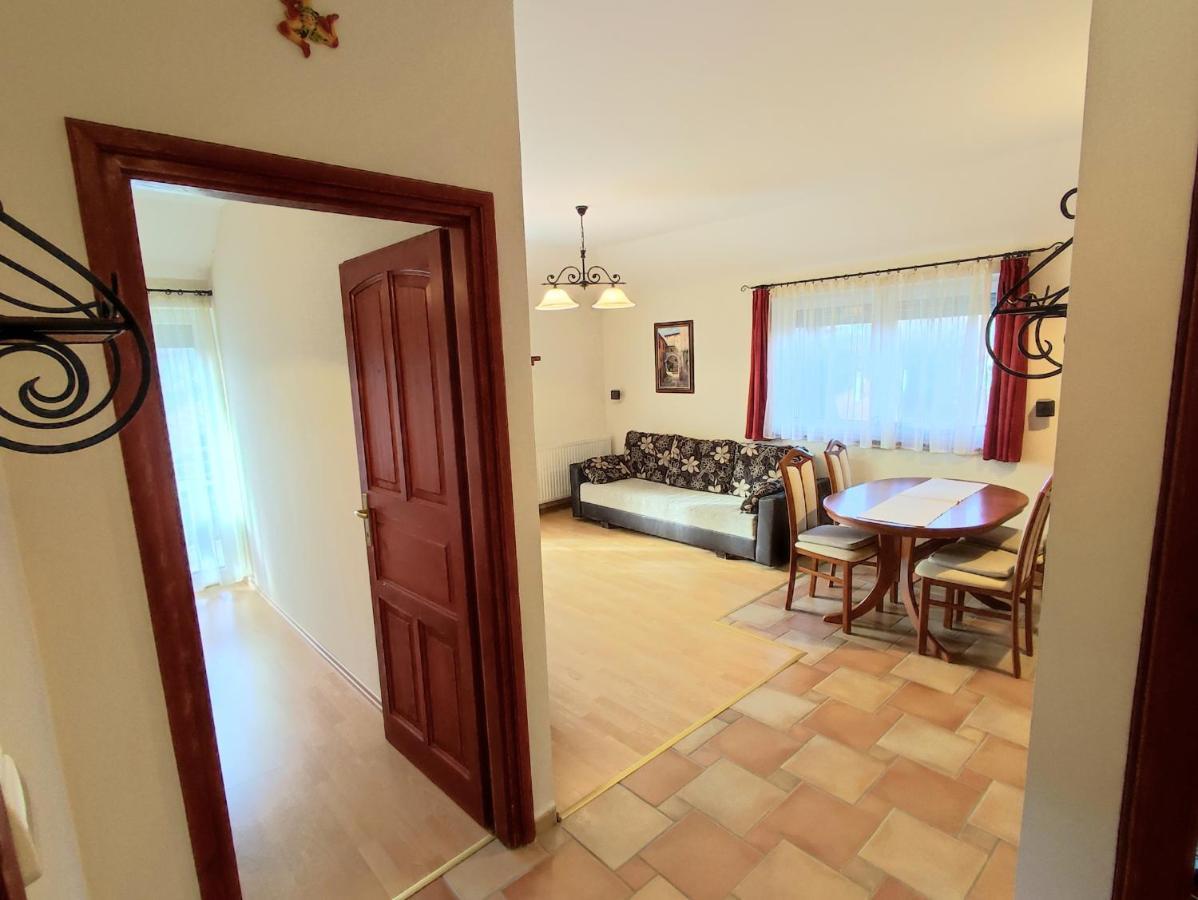 Arnyas Apartmanhaz Balatonlelle Dış mekan fotoğraf