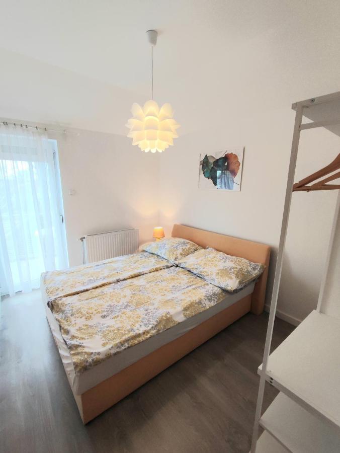 Arnyas Apartmanhaz Balatonlelle Dış mekan fotoğraf