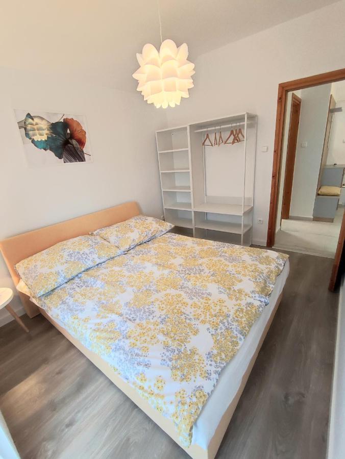 Arnyas Apartmanhaz Balatonlelle Dış mekan fotoğraf